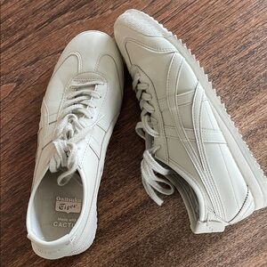 Onitsuka Tiger Cactus Leather Sneakers
